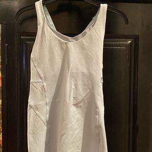 Lululemon workout top